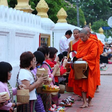 Cafe De Laos Otel Luang Prabang Dış mekan fotoğraf