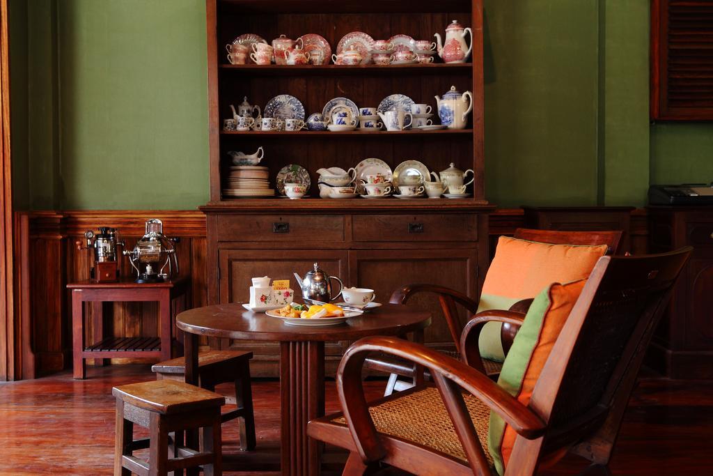 Cafe De Laos Otel Luang Prabang Dış mekan fotoğraf